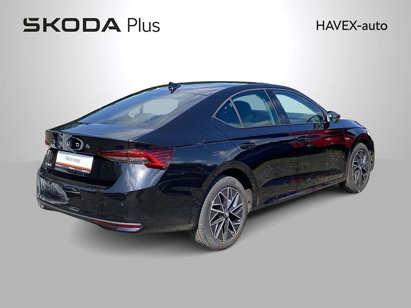 Škoda Octavia (2025) 1.5 TSI Selection - fotka 2 z 35
