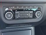 Volkswagen Tiguan (2013) 1.4 TSi, Life, navi, +kola - náhled 13