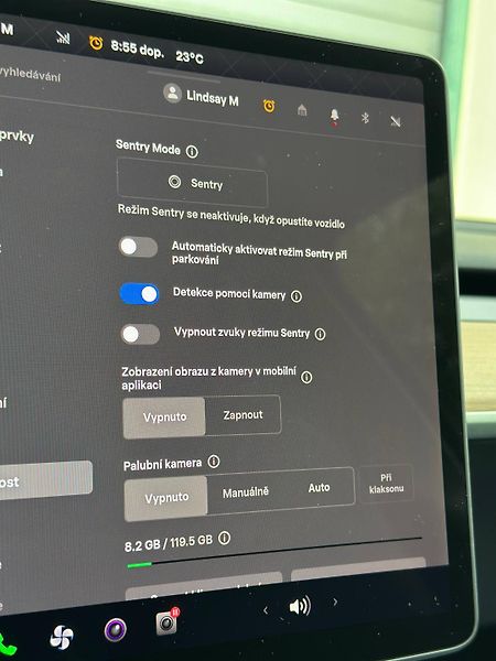 Tesla Model Y (2023) LONG RANGE DUAL MOTOR AWD 2023 - fotka 24 z 28