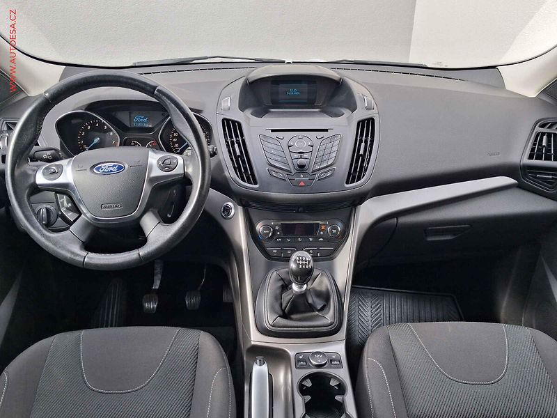 Ford Kuga (2015) 1.5 EB, 2.maj,ČR, AC, tempo - fotka 8 z 16