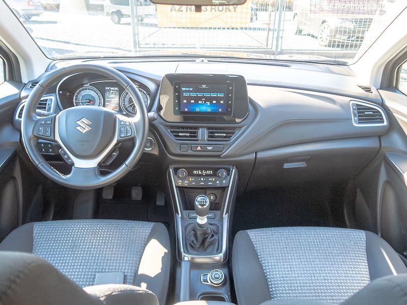 Suzuki SX4 S-Cross (2024) 1.4T 95KW – NOVÉ V ČR - fotka 14 z 54