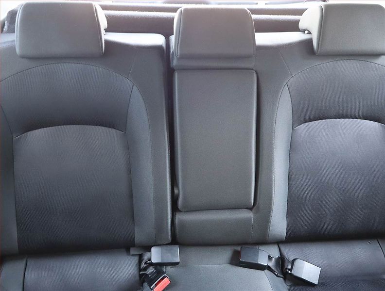 Nissan Qashqai (2014) 1.6, Serv.kniha, Tempomat - fotka 10 z 15