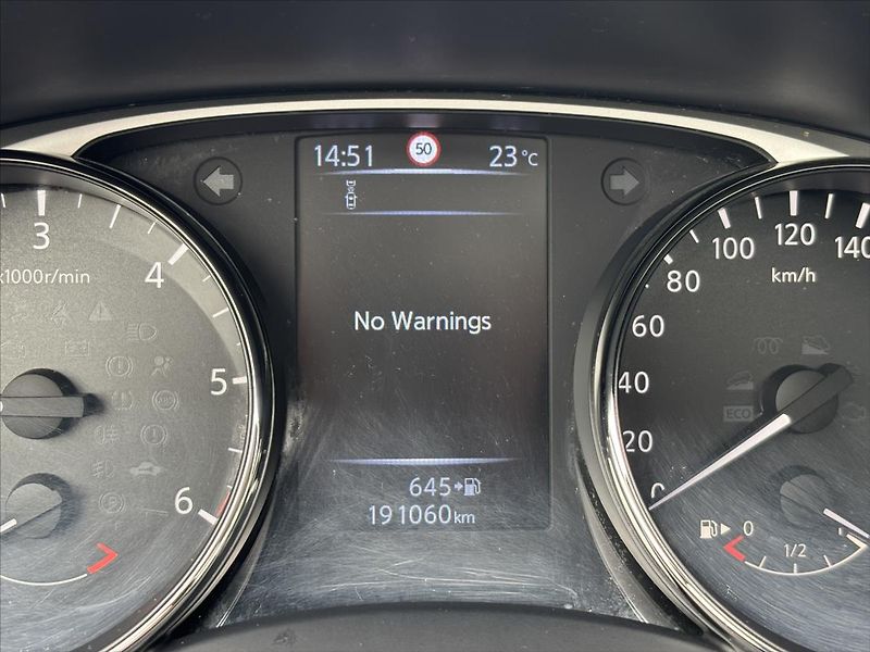Nissan X-Trail 1,6 D PLNÝ SERVIS 360° PANORAM - fotka 40 z 44