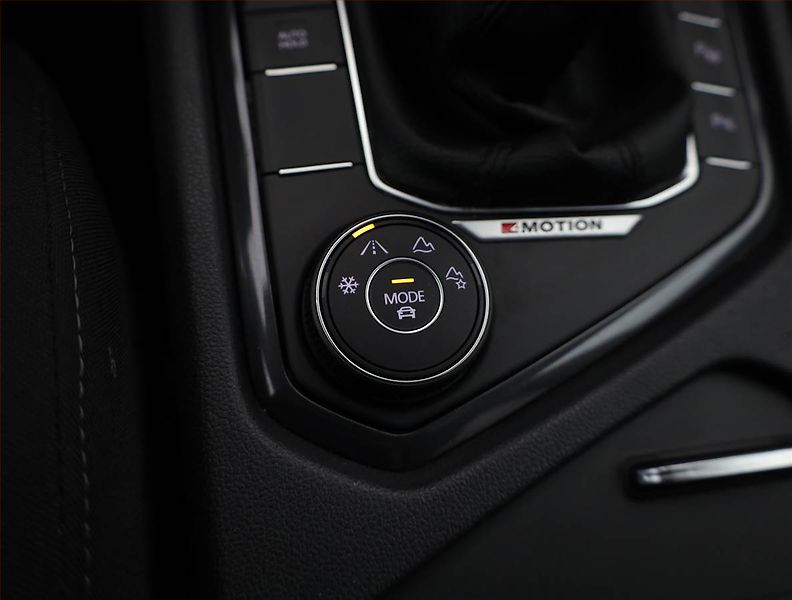 Volkswagen Tiguan (2022) Elegance 2.0 TDI, digi klima - fotka 12 z 21