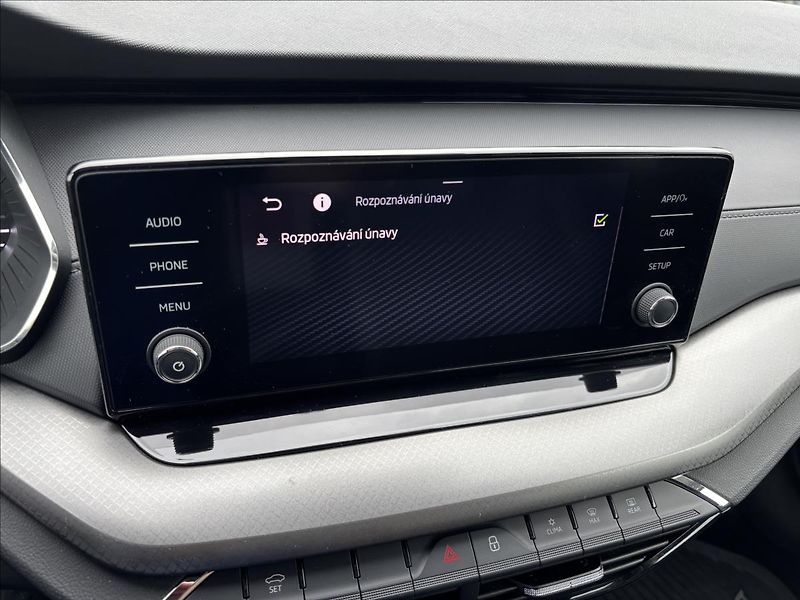 Škoda Octavia 2,0 TDI Ambition 85kW - fotka 31 z 43