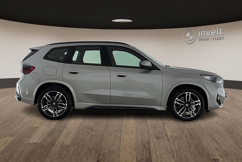 BMW X1 xDrive20d - fotka 2 z 23