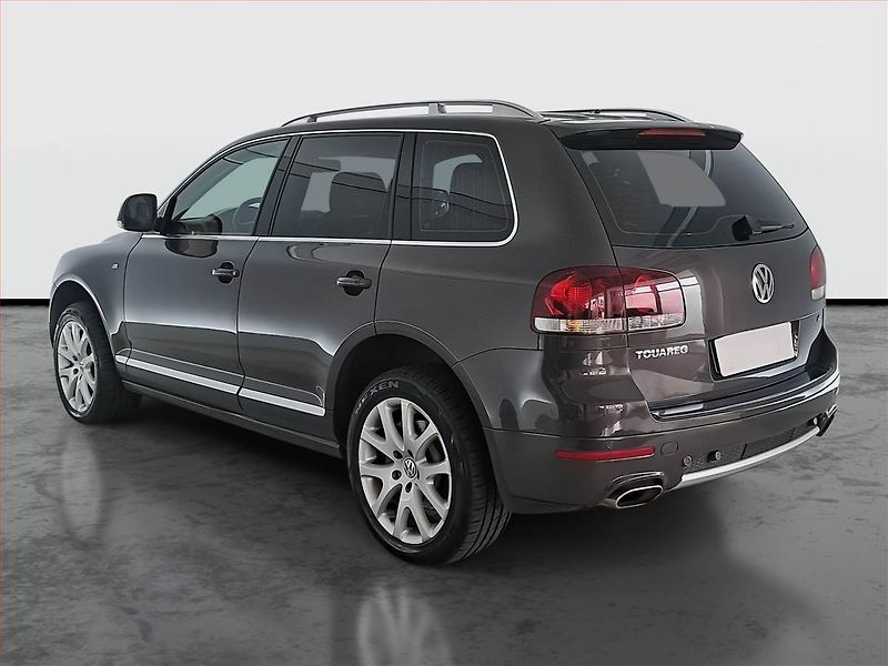Volkswagen Touareg (2008) R-Line 3.0 TDI, 4X4, Automat - fotka 4 z 23