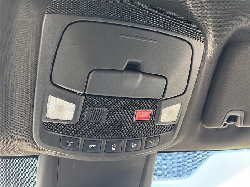 Ford S-MAX 2,5 HEV ST-Line 140kW - fotka 52 z 55