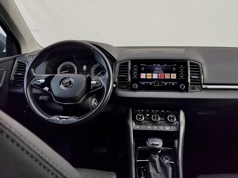 Škoda Karoq (2021) Style Plus 1,5 Tsi 110 Kw DSG - fotka 6 z 39