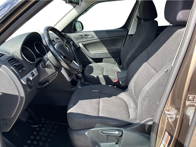 Škoda Yeti 1.2TSi 81kW Ambition PLUS DSG - fotka 11 z 30
