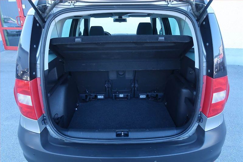 Škoda Yeti (2012) 2.0 TDI, 4X4, Automat - fotka 14 z 18