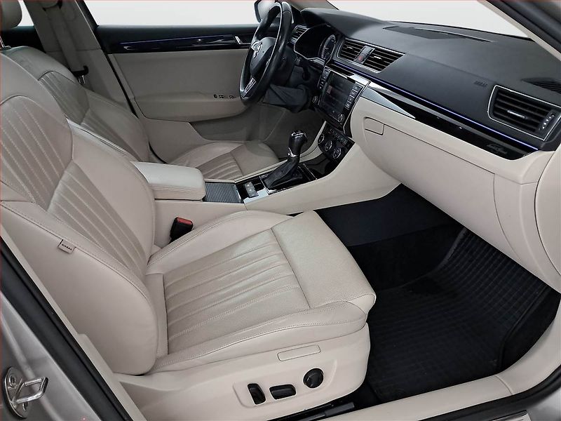 Škoda Superb (2016) 2.0 TDI 4x4, 4X4, Automat - fotka 9 z 25