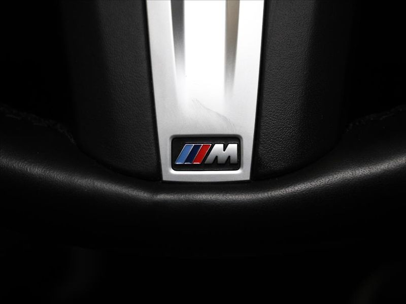 BMW Řada 8 M850I B&O Laser 1.maj.ČR   4,4 - fotka 30 z 41