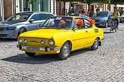 Setkání vozů Škoda 110R a 130RS na náměstí v Uničově