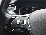Volkswagen Touran (2022) 2.0 TDI DSG 7míst tažné - náhled 21