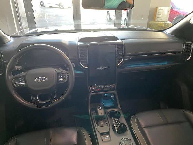 Ford Ranger (2023) Wildtrak 3.0 V6 EcoBlue 177kW - fotka 11 z 30