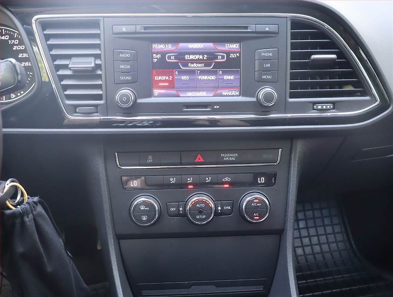 Seat Leon (2013) 1.2 TSI, Tempomat - fotka 12 z 20