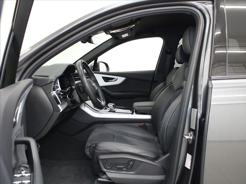 Audi Q7 3,0 50TDi S-Line 63tkm. ČR - fotka 6 z 32