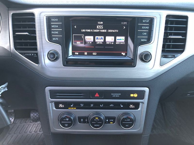 Volkswagen Golf Sportsvan (2014) 2.0 TDI Xenony , Webasto - fotka 14 z 31