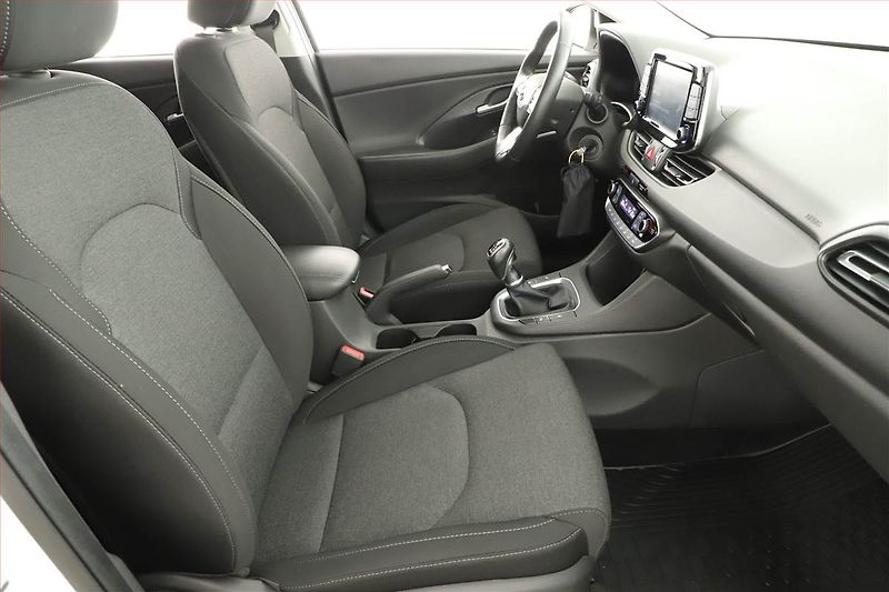 Hyundai i30 (2021) 1.6 CRDi, ČR,1.maj, Serv.kniha - fotka 6 z 19