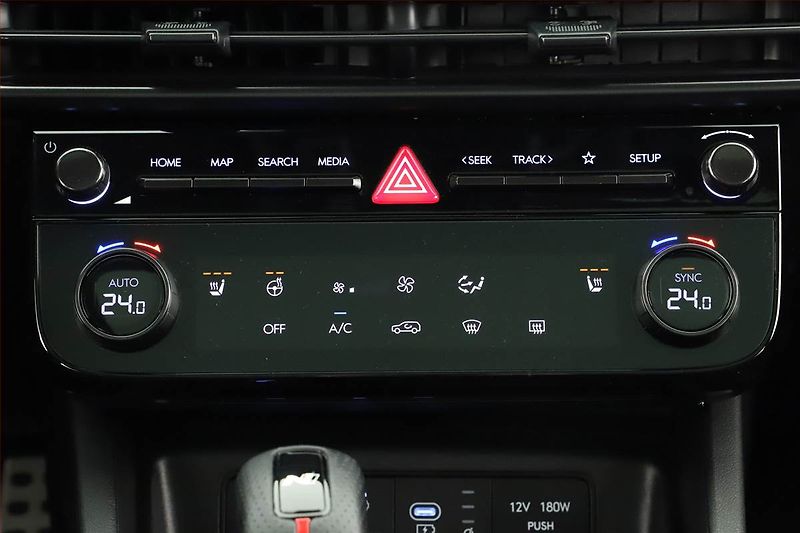Hyundai Tucson (2025) 1.6 T-GDI - fotka 12 z 20