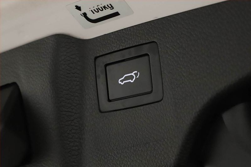 Hyundai Santa Fe (2016) 2.2 CRDi, 4X4, Automat - fotka 13 z 18
