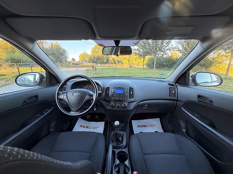 Hyundai i30 (2009) 1.4 16V KLIMA, 144TKM - fotka 6 z 9