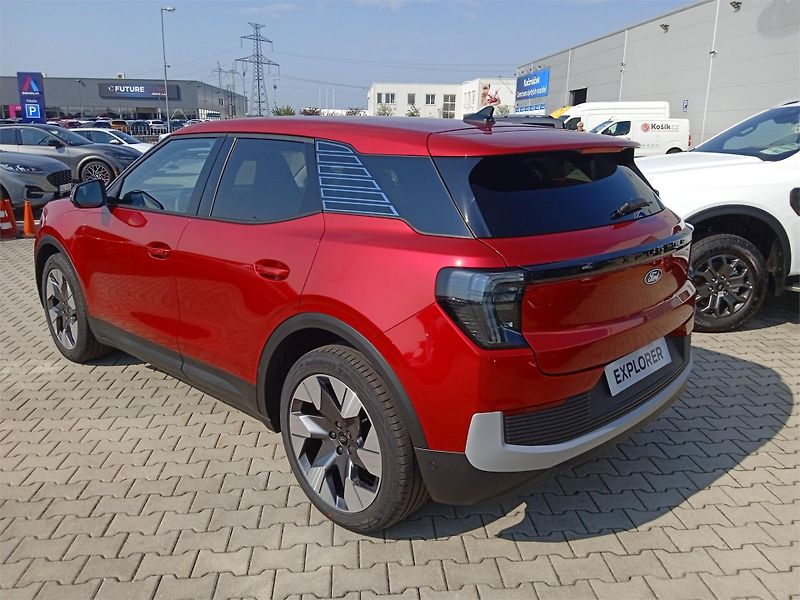 Ford Explorer Premium, 5dveřová, 77 kWh prod - fotka 3 z 22