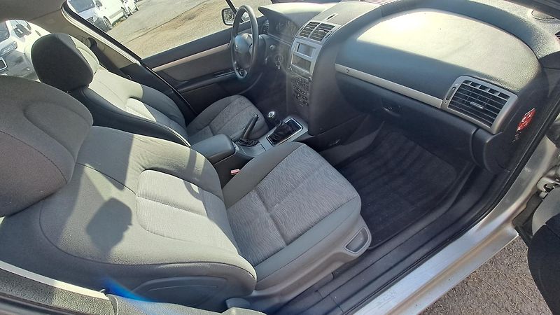 Peugeot 407 1.8i Klima - fotka 7 z 23