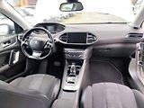 Peugeot 308 (2018) - náhled 21