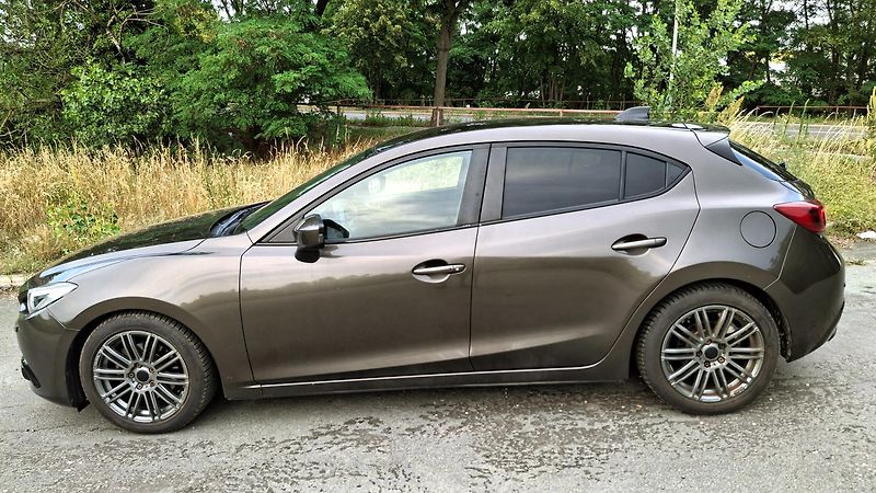 Mazda 3 Mazda 3 2.0 Skyactiv Revolutio - fotka 5 z 35