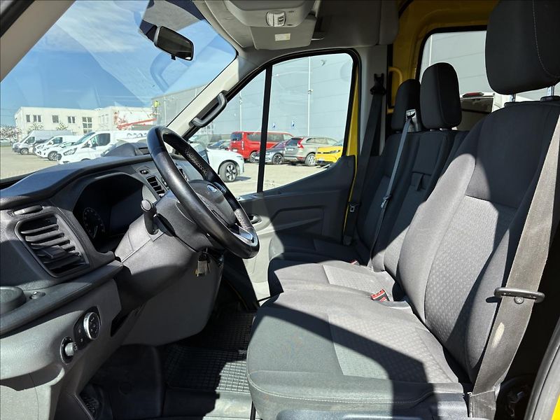 Ford Transit 2,0 EcoBlue Mhev 96kW K.Van L2 - fotka 18 z 33