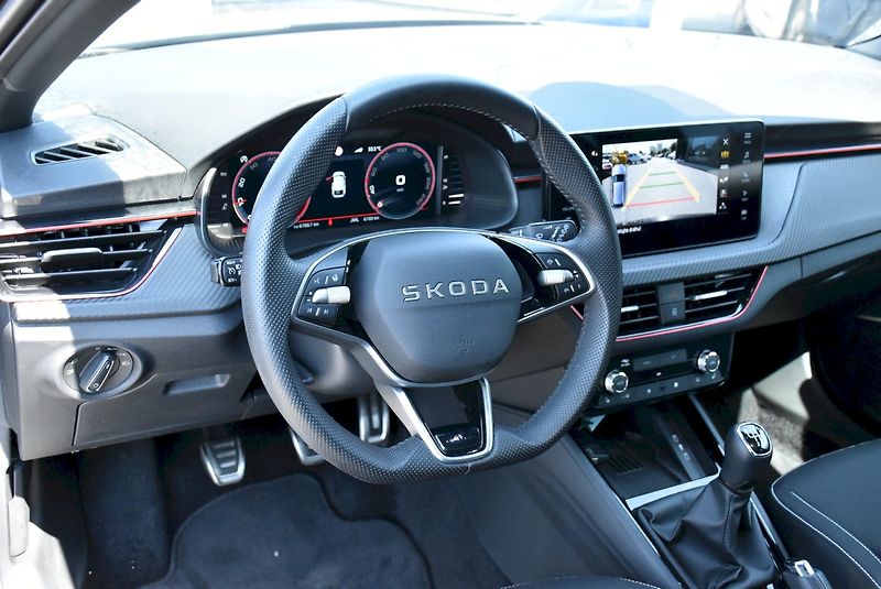 Škoda Scala (2025) Monte Carlo 1.0 TSI 85kW - fotka 6 z 29