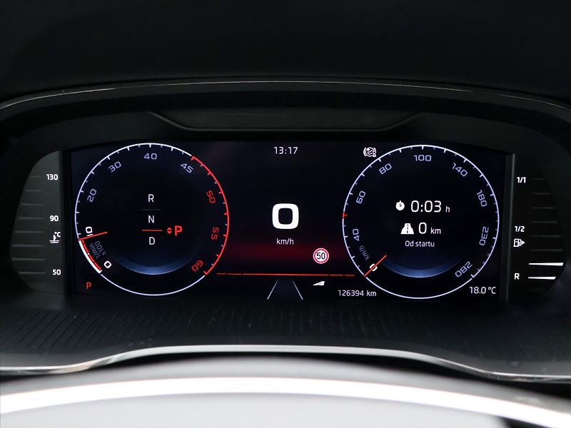 Škoda Octavia 2,0 TDI RS 4x4 Matrix DPH CZ - fotka 17 z 32