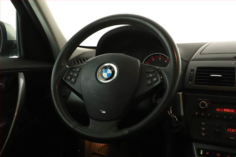 BMW X3 (2009) xDrive20d, 4X4, Automat - fotka 8 z 14