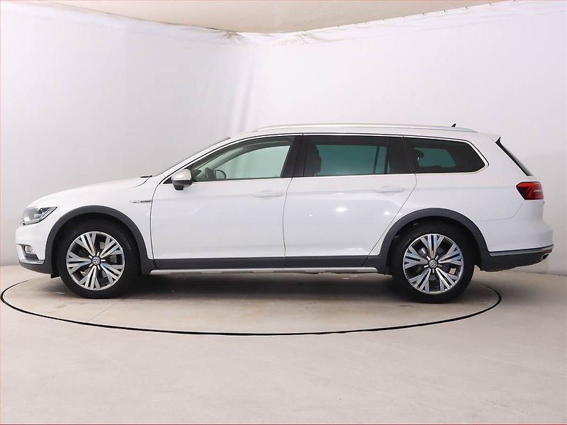 Volkswagen Passat (2016) Alltrack 2.0 TDI, 4X4 - fotka 3 z 19