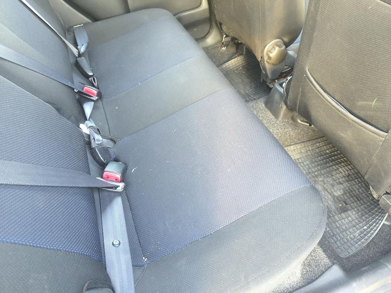 Suzuki Ignis KRÁSNÝ,120TKM,4X4,SERVISKA - fotka 8 z 23