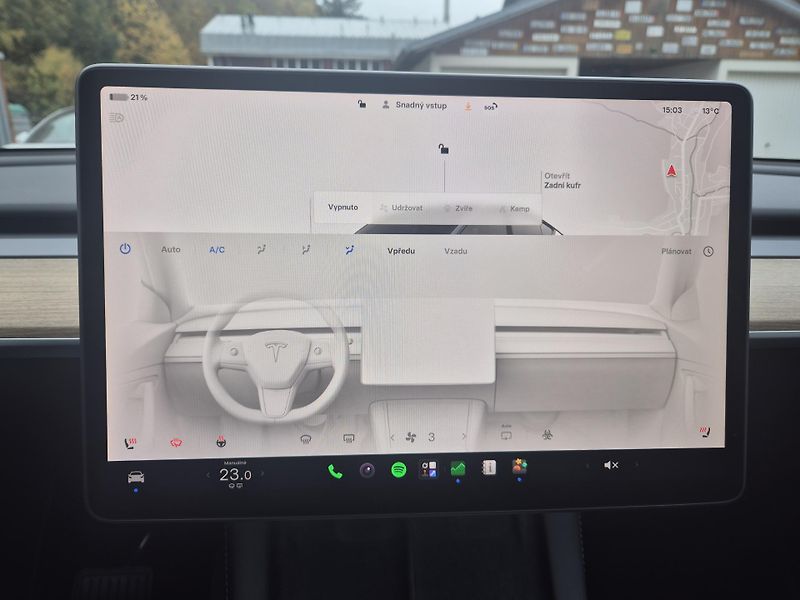 Tesla Model Y RWD 220kw TZ SOH 93,6 % - fotka 30 z 49