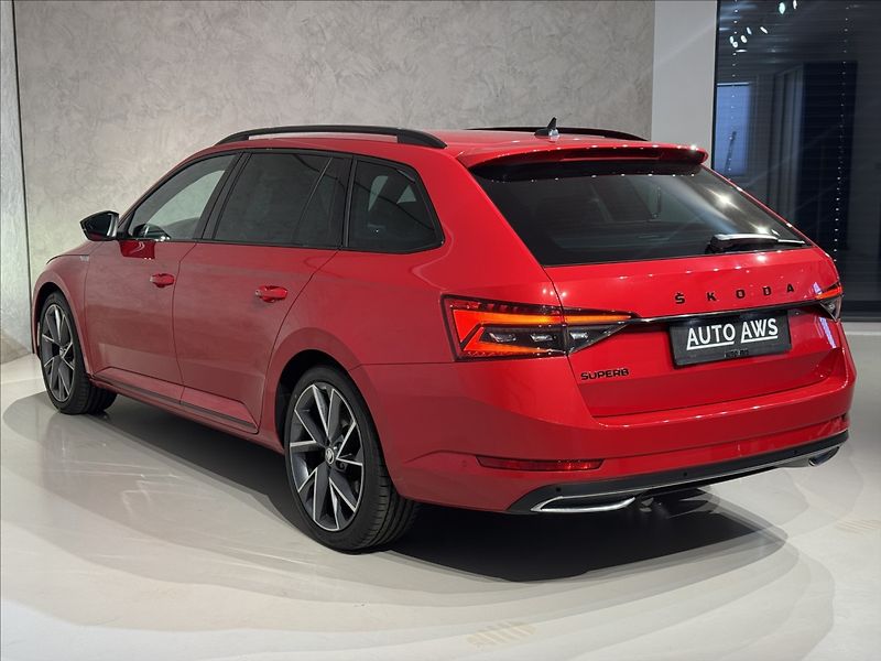 Škoda Superb 2,0 TDi  Sportline LED Virtual - fotka 10 z 48
