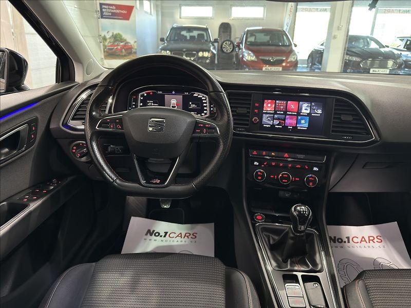 Seat Leon 2,0   TDI FR 110KW VIRTUAL ACC - fotka 26 z 42