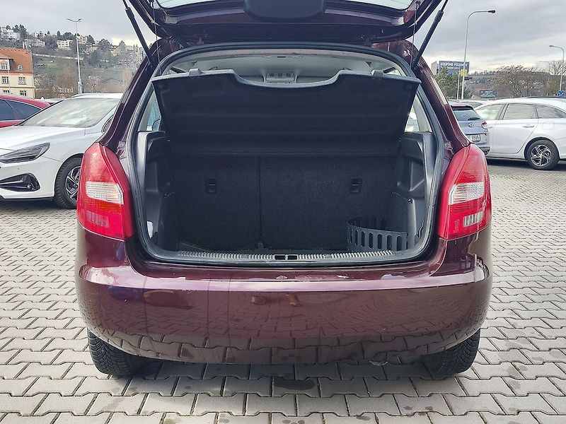 Škoda Fabia 1.2i/44kW Klima ČR - fotka 9 z 21