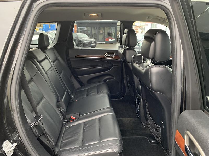 Jeep Grand Cherokee 3.0 CRD LIMITED AUTOMAT KŮŽE - fotka 38 z 52