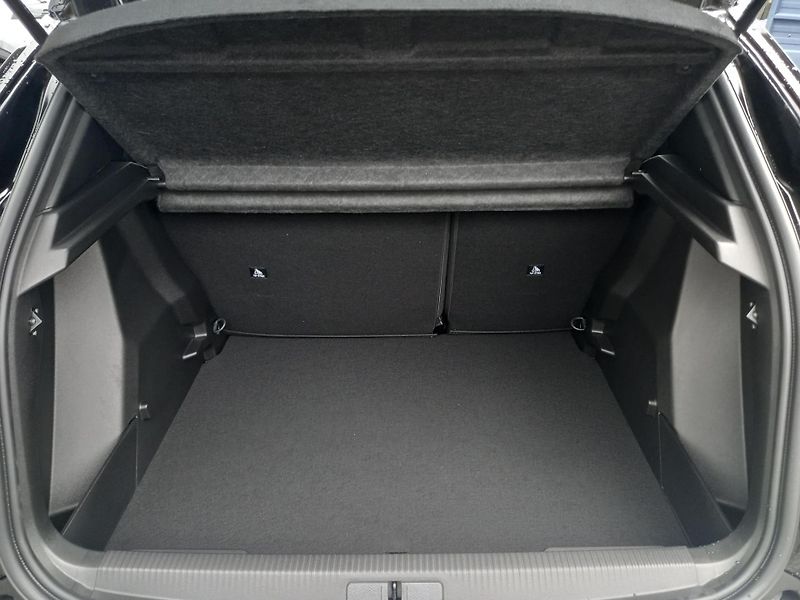 Peugeot 208 (2026) BUSINESS Turbo 100k MAN6 - fotka 11 z 17