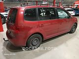 Volkswagen Touran (2011) 1.6 TDI, autoAC - náhled 1