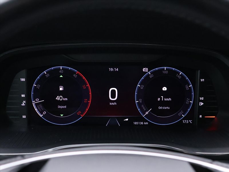 Škoda Octavia 2.0 TDI 110kW Style 1.Maj LED - fotka 17 z 33