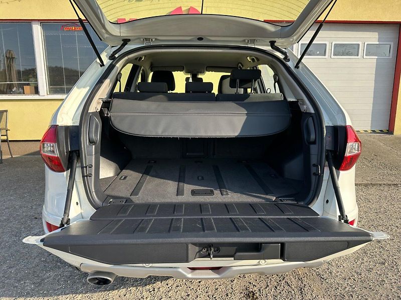 Renault Koleos 2.0dCi 4x4/Navi/Tempomat/1MAJ - fotka 17 z 28