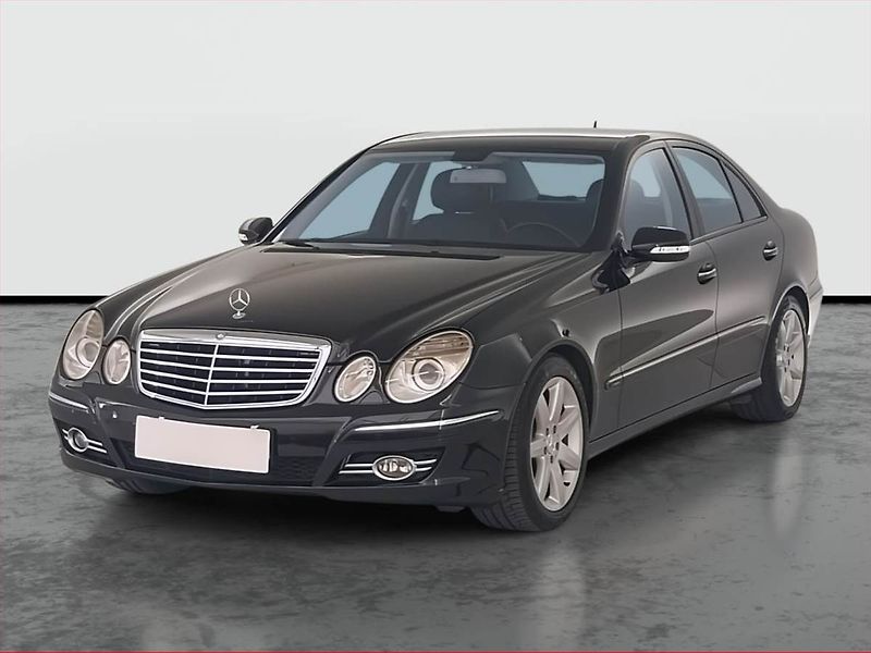 Mercedes-Benz Třídy E (2007) Avantgarde E 320 CDI , Automat - fotka 2 z 22
