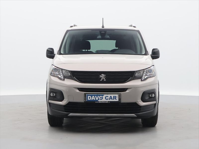 Peugeot Rifter 1,5 BlueHDI 96kW CZ 1.Maj GT - fotka 2 z 28