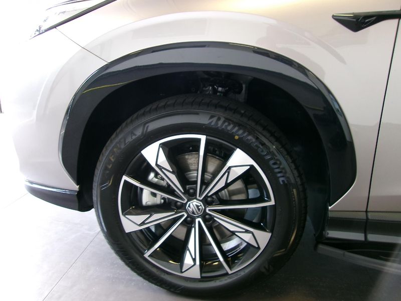 MG HS (2025) PHEV Exclusive - fotka 11 z 15