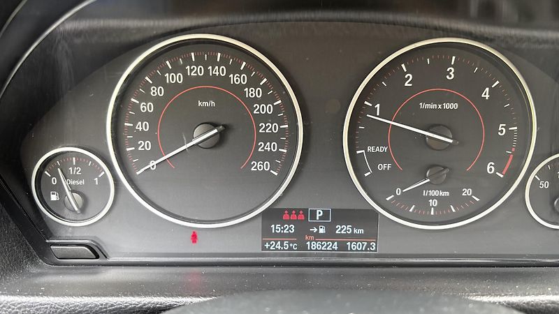 BMW Řada 3 (2018) - fotka 13 z 22
